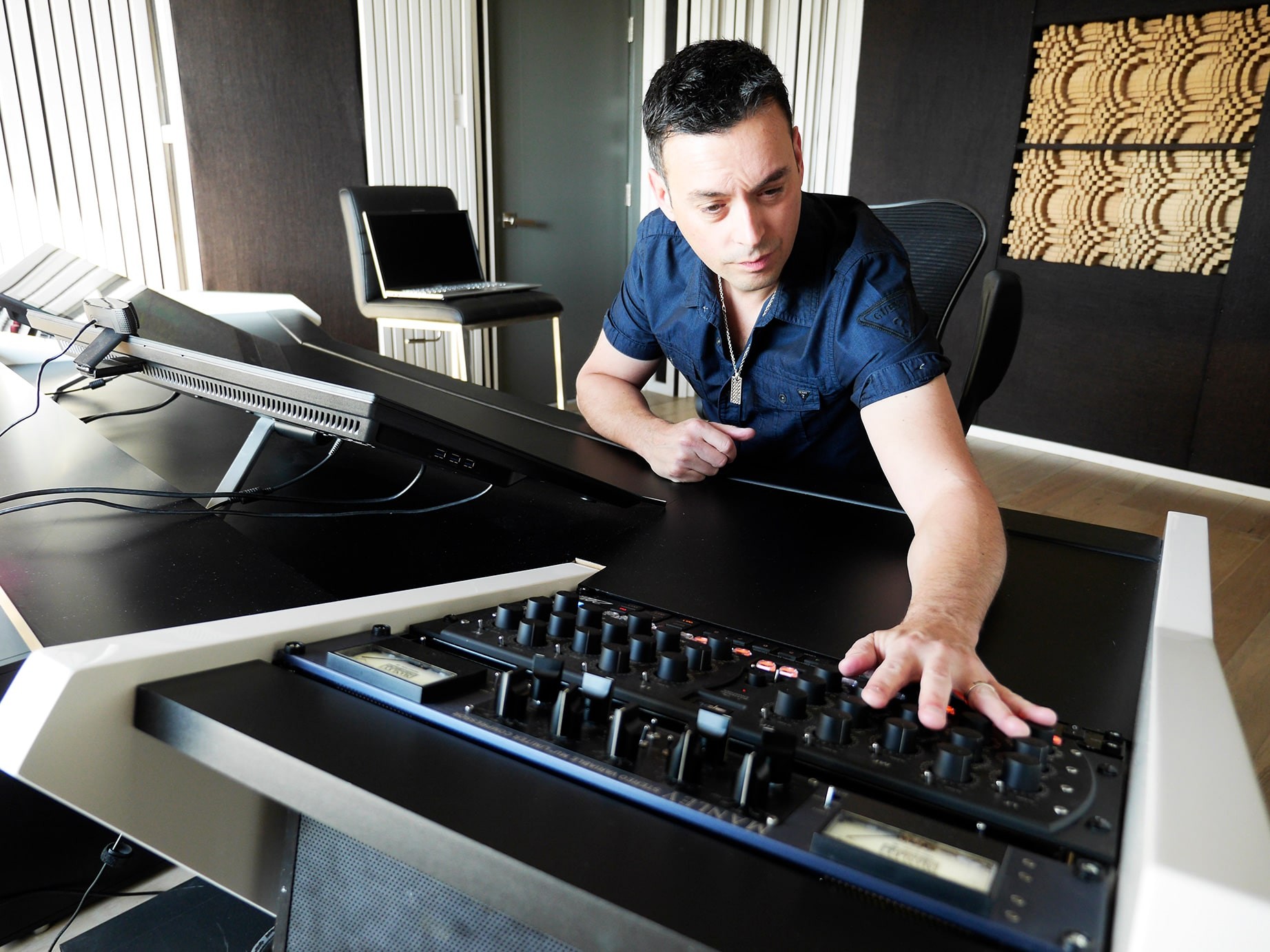 Steps Followed by Mastering Engineers for Audio Mastering Process